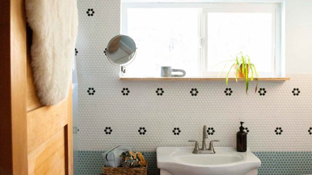 Transform Your Bathroom with Smart Storage Solutions