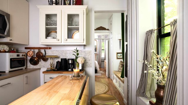 Transform Your Space: Affordable Glamour with Practical Accessories