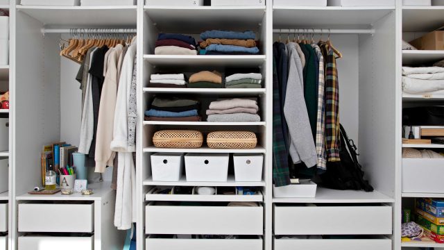 Essential Organization Tips for Guest Rooms: Practical Solutions