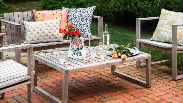 Transform Your Living Space with Stylish Outdoor Pillows