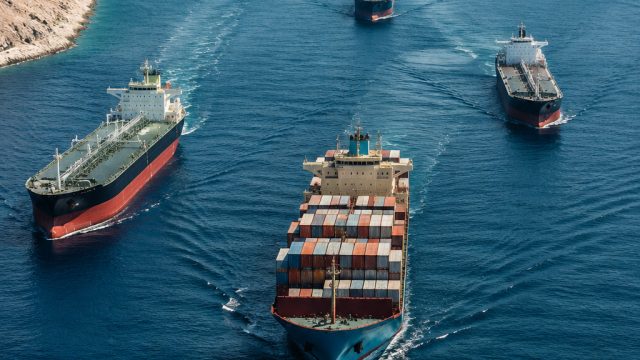 Rise in Strait of Hormuz Traff