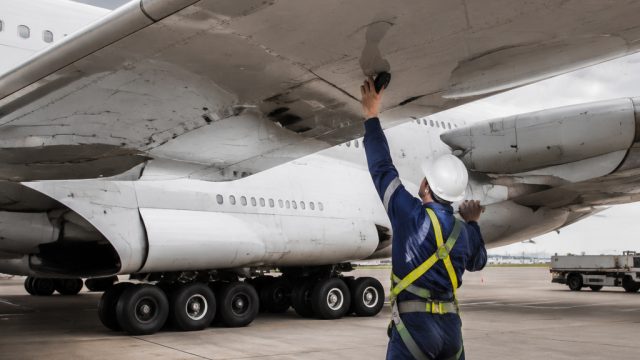 Airbus A380 Wing Inspections: 
